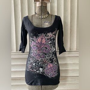 Fleur-de-Lis 3/4 Sleeve Top